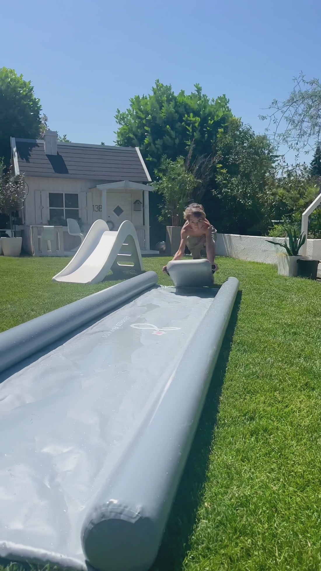 Slide &amp; Surf Way